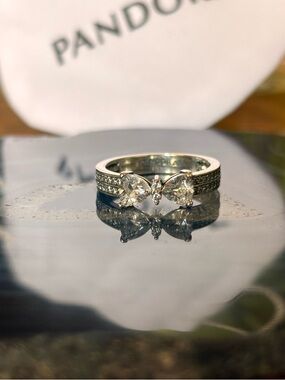 NEW Pandora Silver Pave Bow Ring size 7